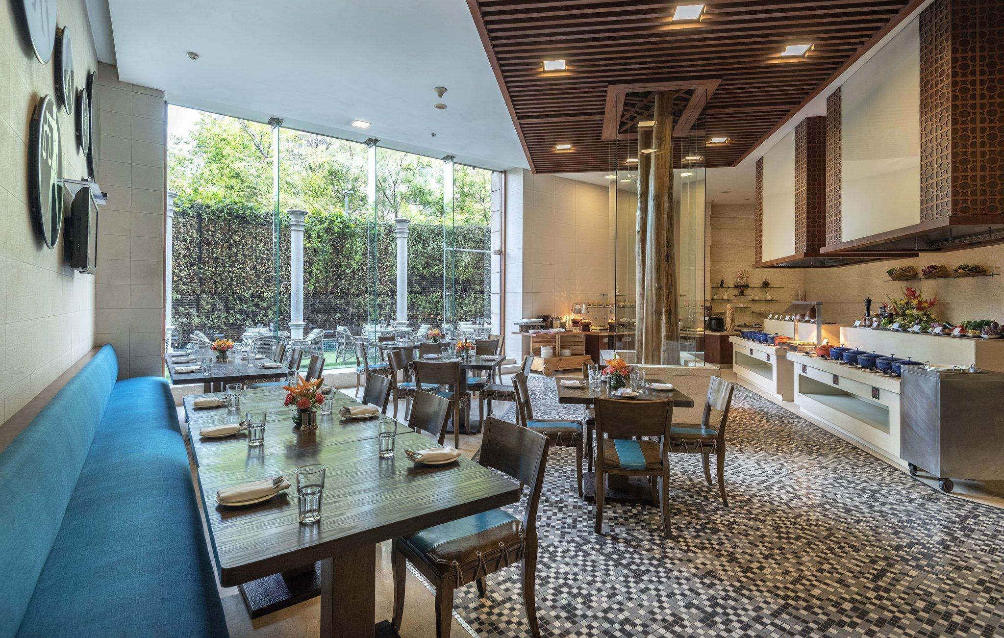 Radisson Gurugram Sohna Road City Center Gurgaon Exterior photo