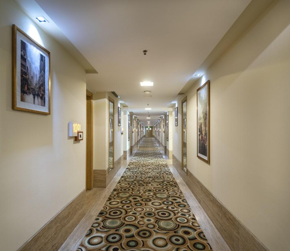 Radisson Gurugram Sohna Road City Center Gurgaon Exterior photo