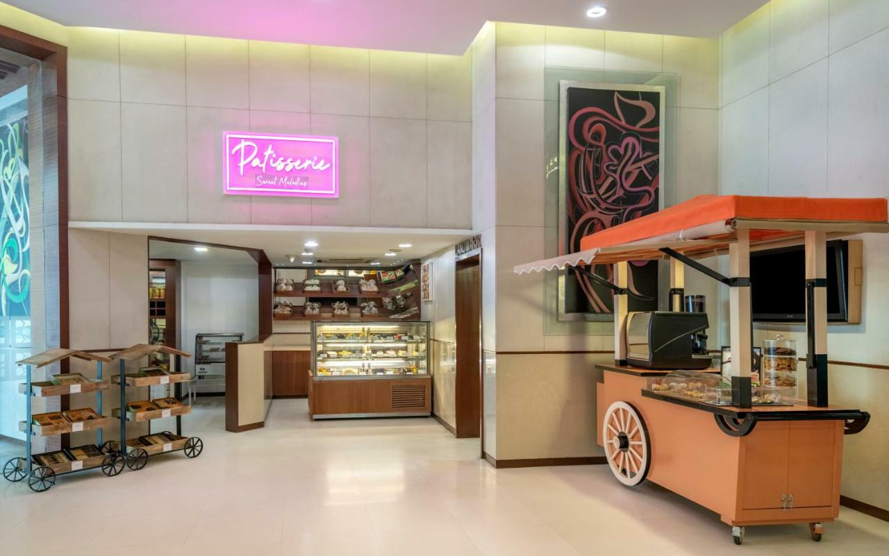 Radisson Gurugram Sohna Road City Center Gurgaon Exterior photo