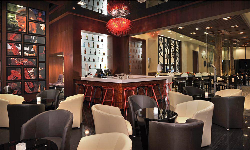 Radisson Gurugram Sohna Road City Center Gurgaon Restaurant photo